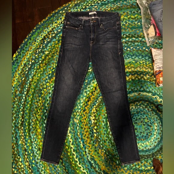 Good American Skinny Jeans. WORN ONCE! SZ 8 SZ 29 Length 28 - Picture 7 of 8
